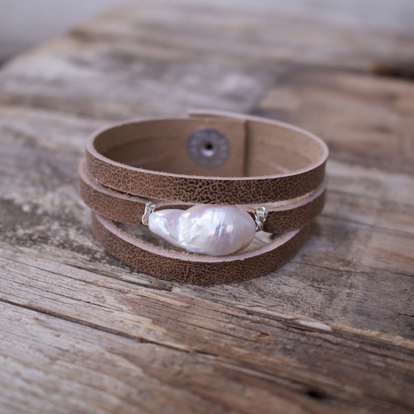 Jackie Baroque Pearl Bracelet Liv and B Designs
