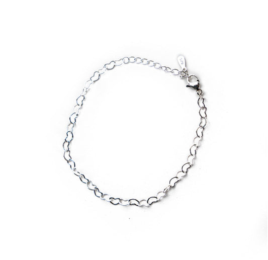 Liv and B Designs Bracelet Tiny Sterling Silver Heart shaped Linked Bracelet