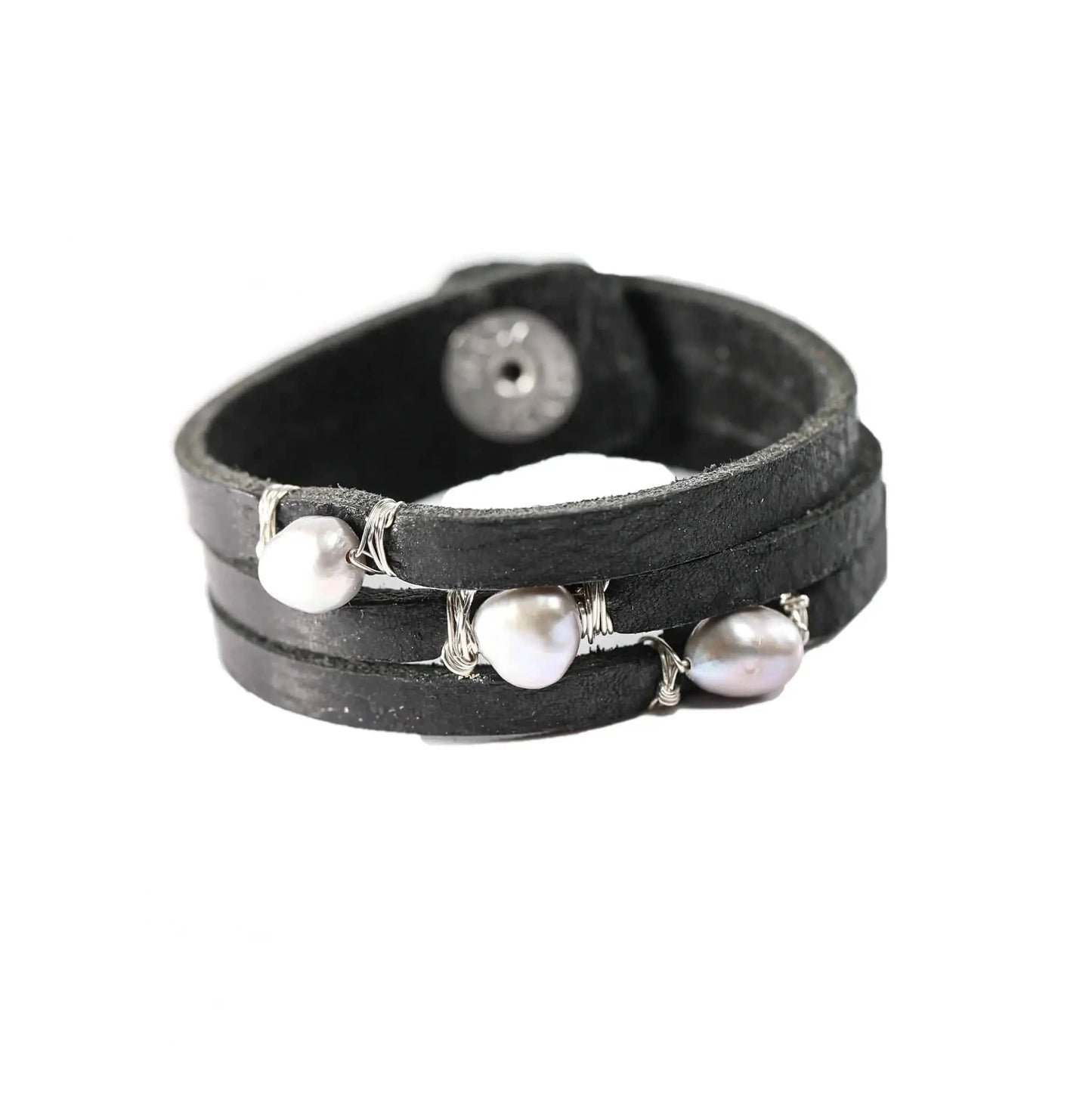 Liv & B Leather Light Grey Pearl Mini Cinco Leather Wrap Bracelet Black