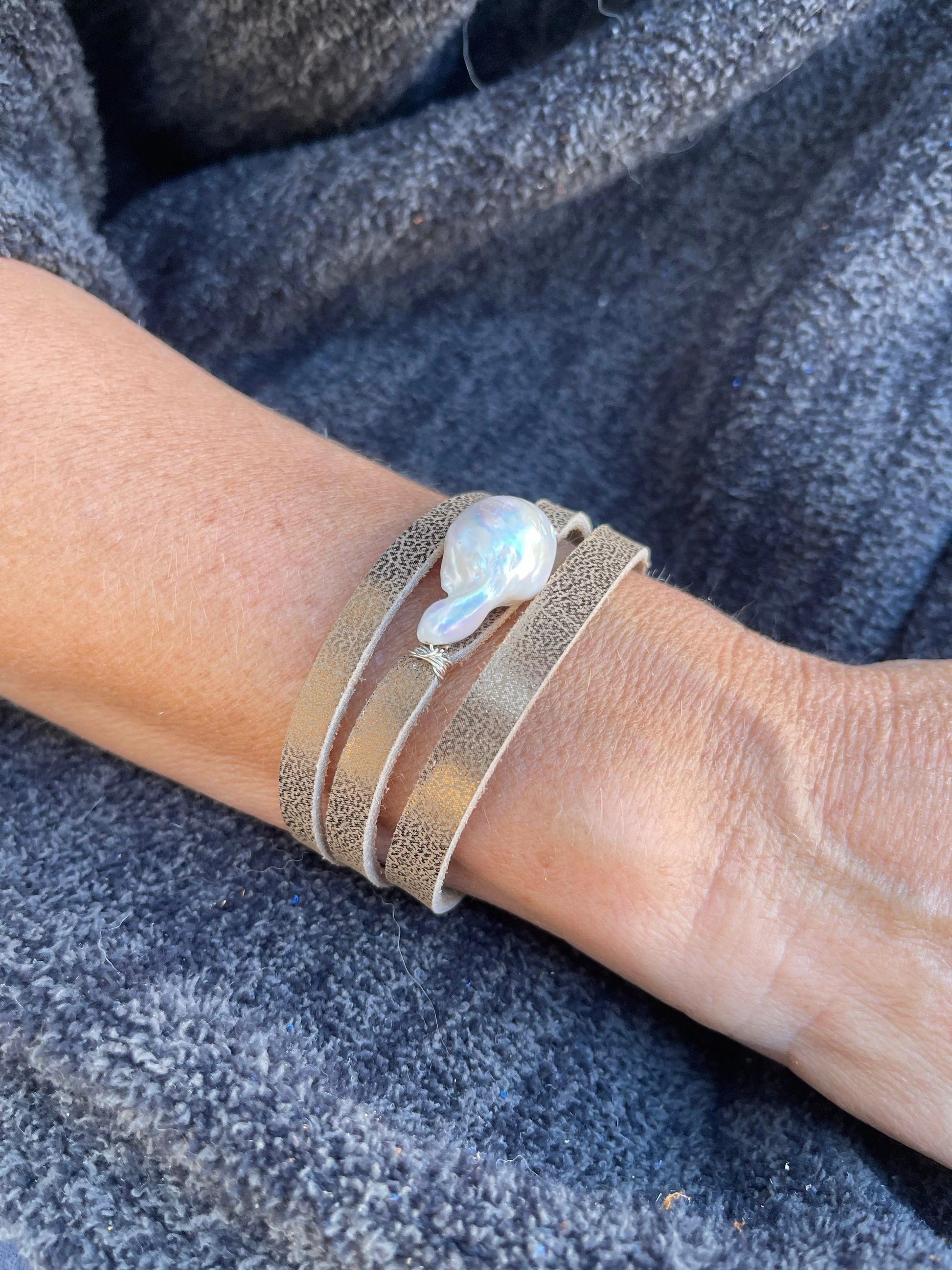 Jackie Baroque Pearl Bracelet Liv and B Designs