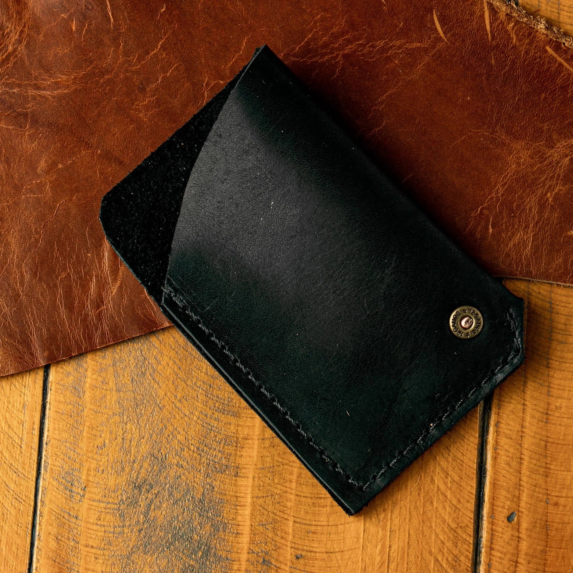 Mens Minimalist Bullet Wallet Liv & B