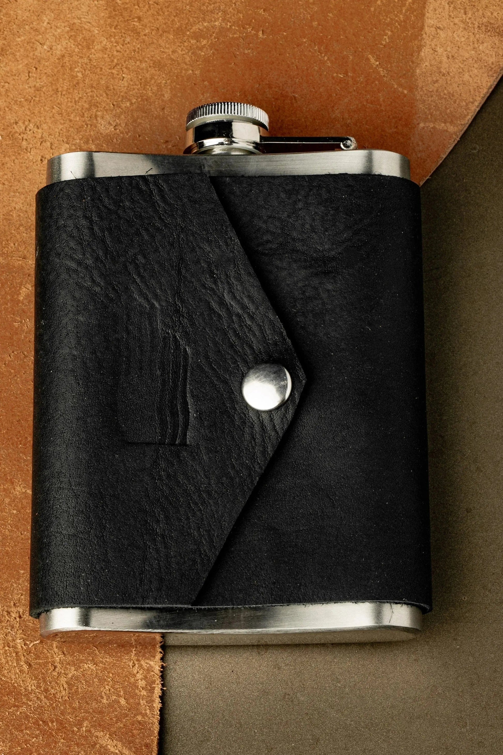 12 Gauge Leather Flask Liv & B Designs