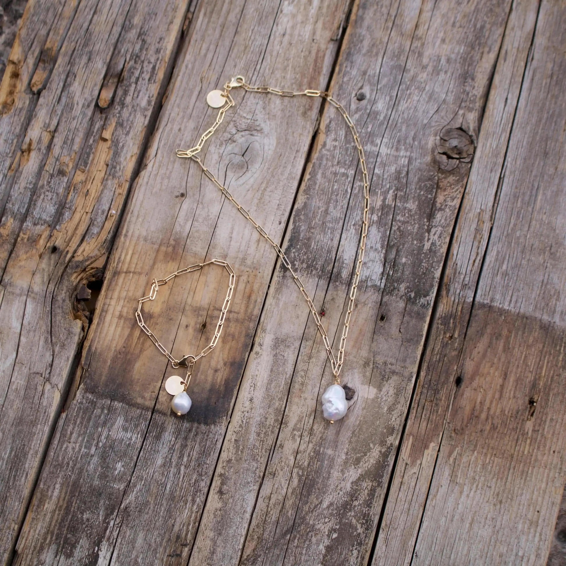 Baroque Pearl Bracelet Liv & B Designs