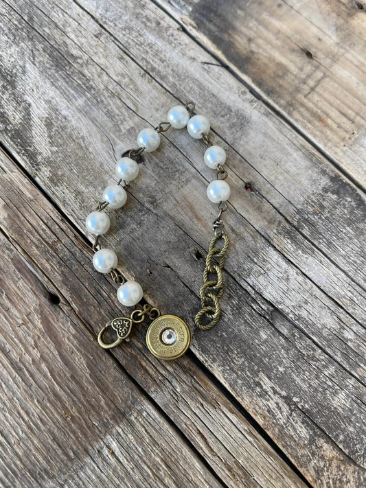 Bullet pearl and Chain Bracelet Liv & B Designs