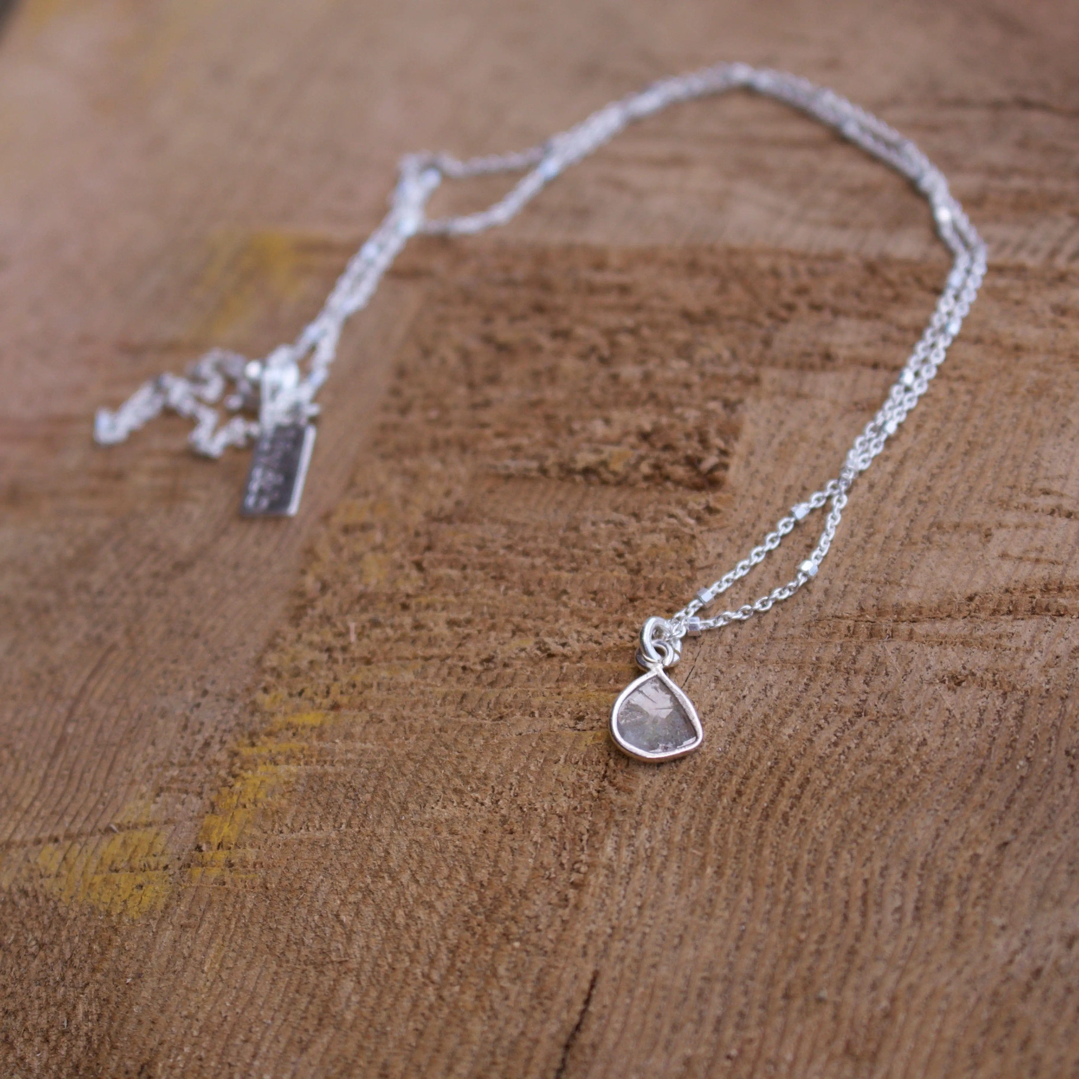 Simple silver deals necklace with diamond