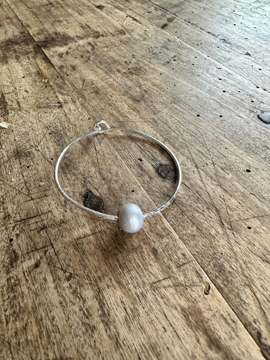 Pearl Bangle Bracelet Liv & B